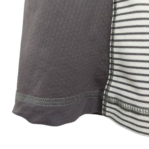 Lululemon Bend & Flow Tank Womens 2 Gray Striped Breathable Yoga Athletic Gym - Picture 6 of 9